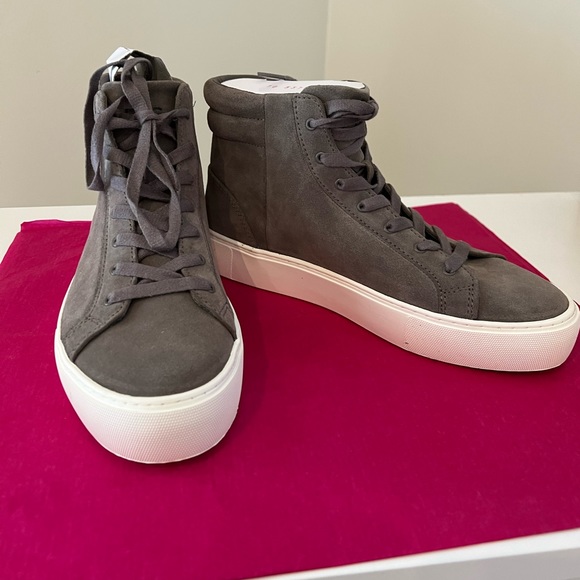UGG Shoes - UGG Olli Sneaker